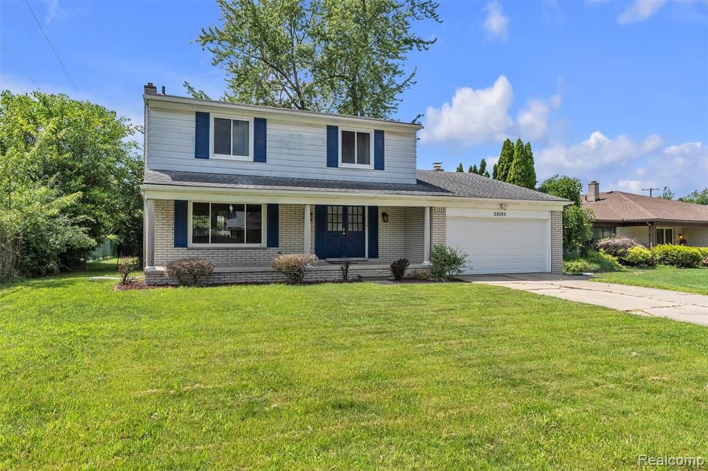 28595 San Carlos Street, Southfield, MI 48076