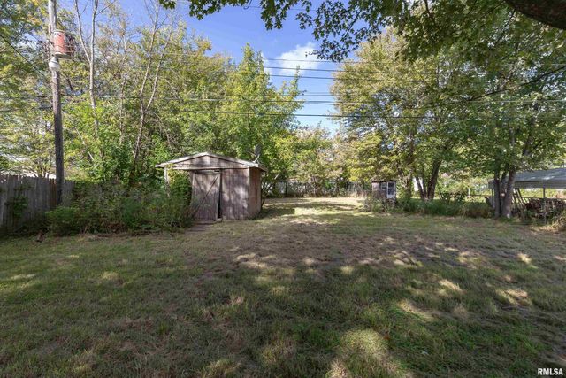 3823 15TH Street, Moline, IL 61265