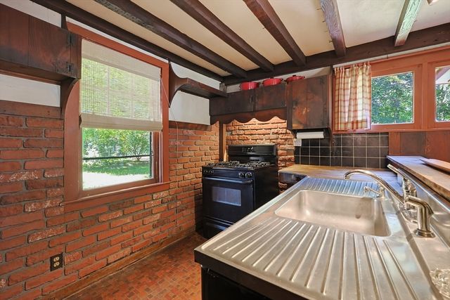 430 Franklin St., Wrentham, MA 02093
