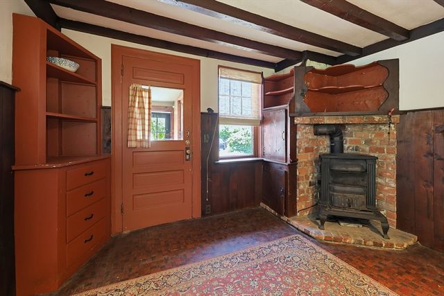 430 Franklin St., Wrentham, MA 02093