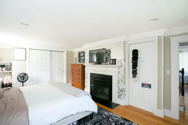 1994 East Main Road, Portsmouth, RI 02871