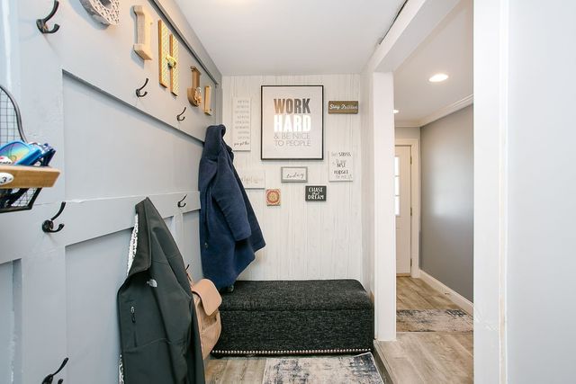 1994 East Main Road, Portsmouth, RI 02871