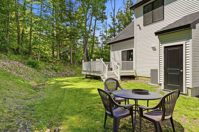 316 Montelona Road, Goffstown, NH 03045