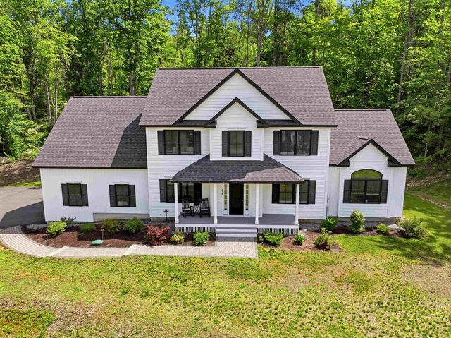316 Montelona Road, Goffstown, NH 03045