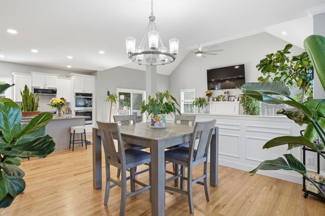 316 Montelona Road, Goffstown, NH 03045