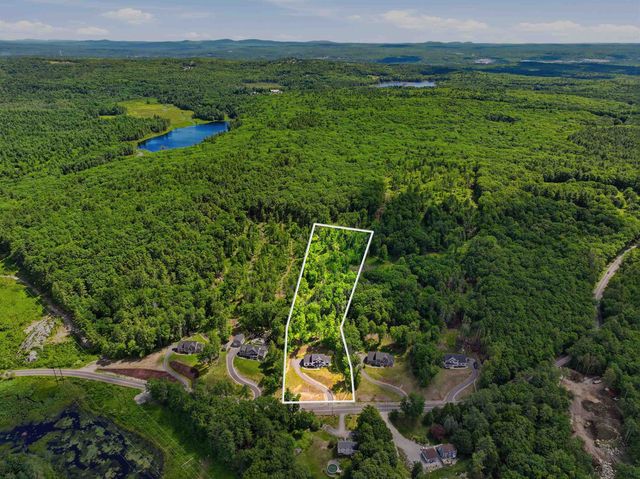 316 Montelona Road, Goffstown, NH 03045