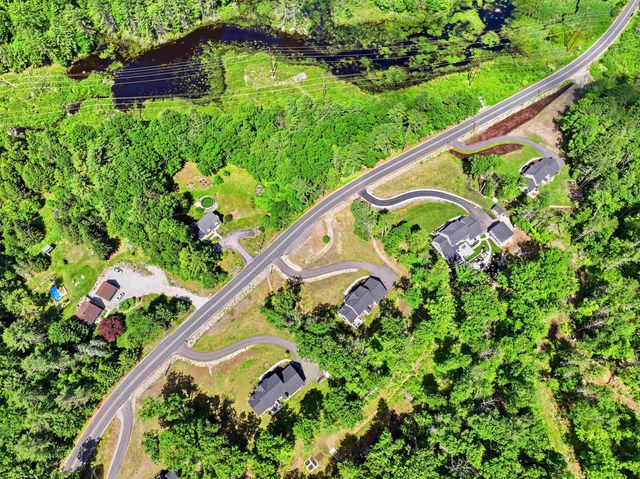 316 Montelona Road, Goffstown, NH 03045