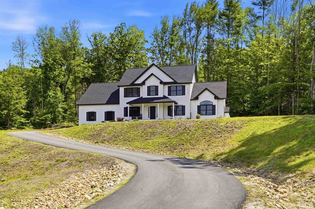 316 Montelona Road, Goffstown, NH 03045