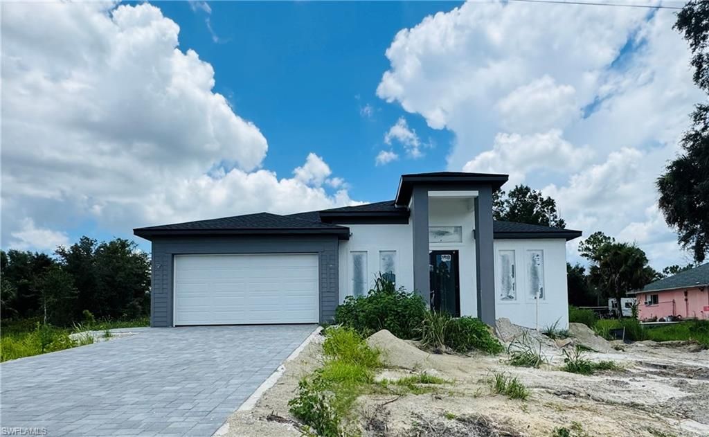 808 Richmond AVE N, Lehigh Acres, FL 33972