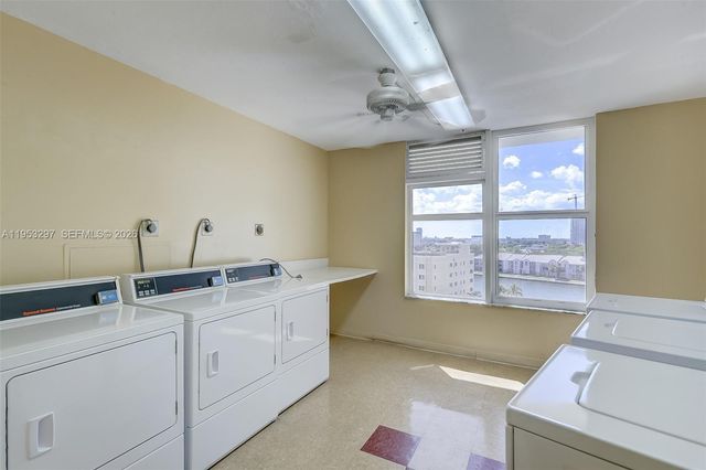 3800 S Ocean Dr 325, Hollywood, FL 33019