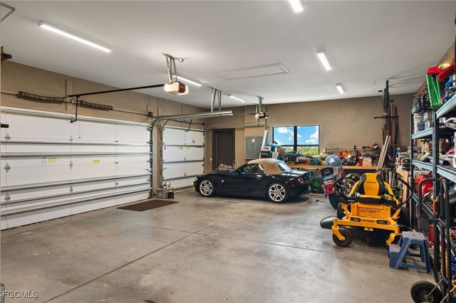 4323 Kismet PKWY W, Cape Coral, FL 33993