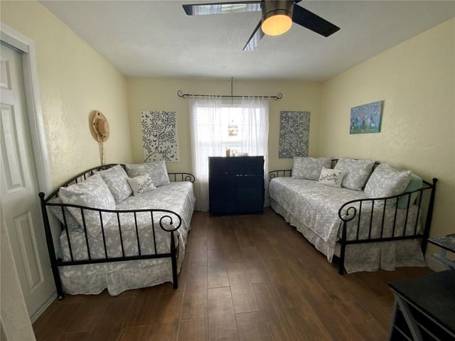 39742 GELLA WAY, Lady Lake, FL 32159