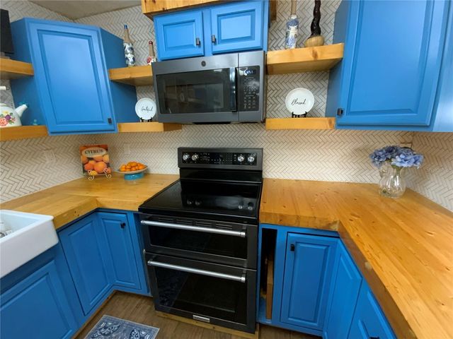 39742 GELLA WAY, Lady Lake, FL 32159