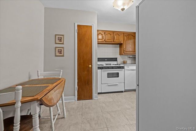 3132 Fairfield Avenue, Bronx, NY 10463