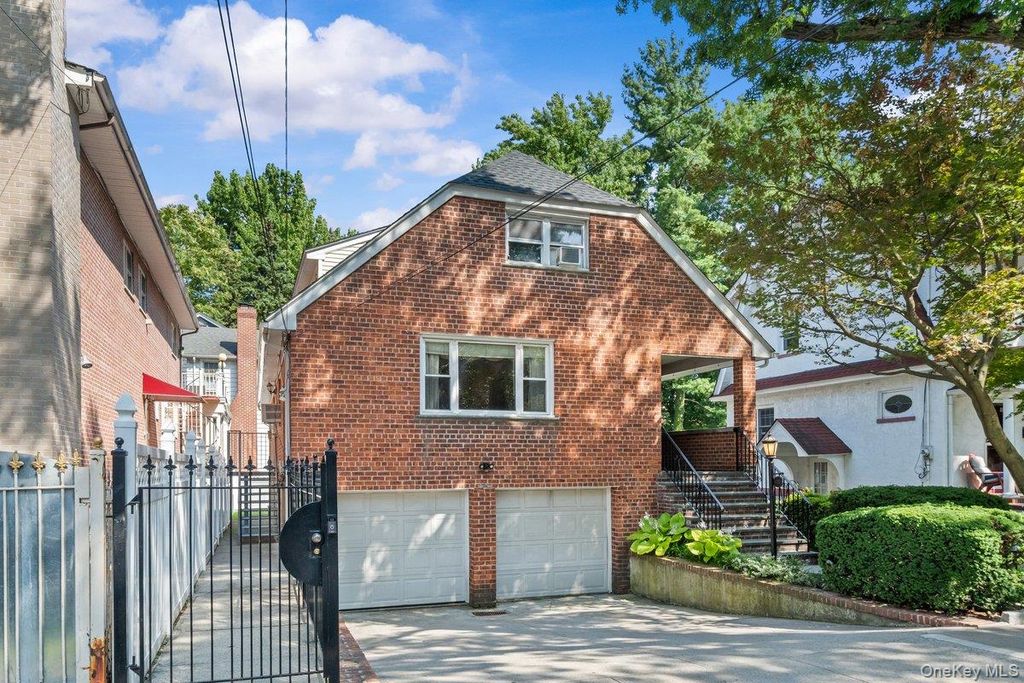 3132 Fairfield Avenue, Bronx, NY 10463