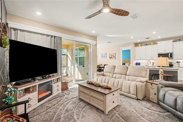 3816 Crosswater DR, North Fort Myers, FL 33917