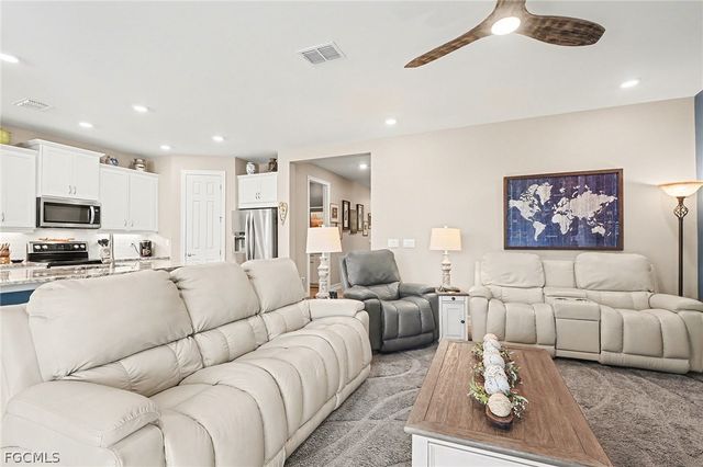 3816 Crosswater DR, North Fort Myers, FL 33917