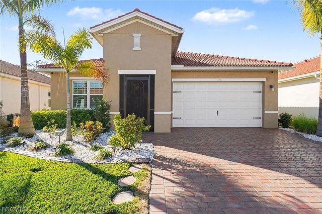 3816 Crosswater DR, North Fort Myers, FL 33917