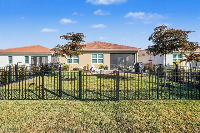 3816 Crosswater DR, North Fort Myers, FL 33917