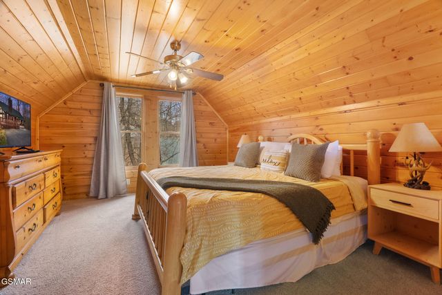 3175 Emerald Springs Loop, Sevierville, TN 37862