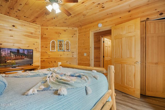 3175 Emerald Springs Loop, Sevierville, TN 37862