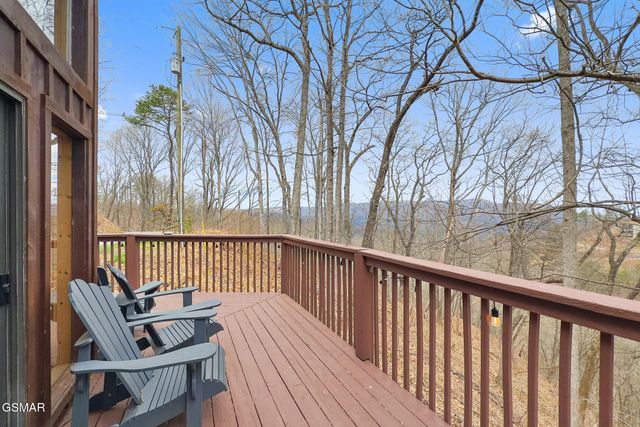 3175 Emerald Springs Loop, Sevierville, TN 37862