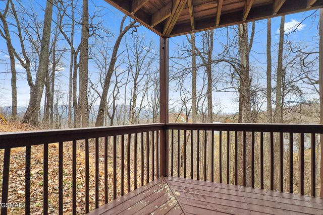 3175 Emerald Springs Loop, Sevierville, TN 37862