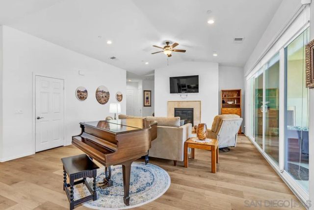 1949 Estancia Pl, Escondido, CA 92029
