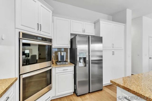 1949 Estancia Pl, Escondido, CA 92029