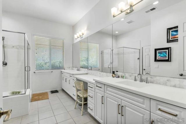 1949 Estancia Pl, Escondido, CA 92029