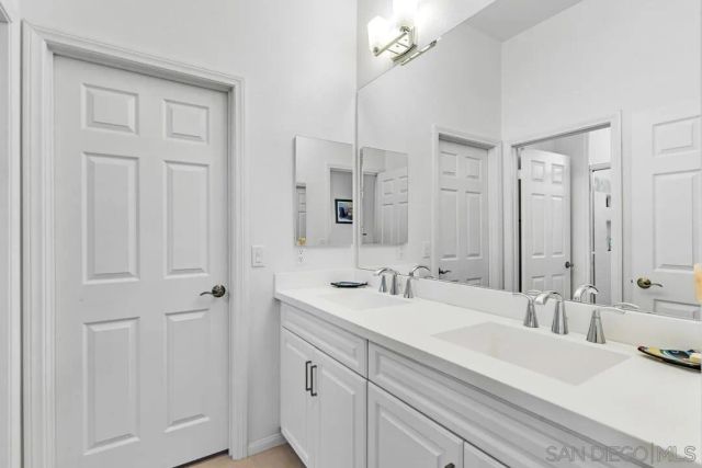 1949 Estancia Pl, Escondido, CA 92029