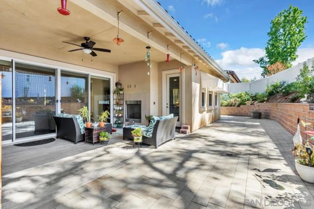 1949 Estancia Pl, Escondido, CA 92029