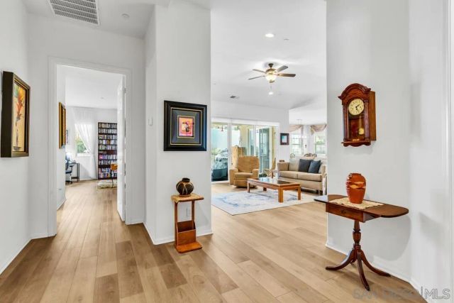 1949 Estancia Pl, Escondido, CA 92029