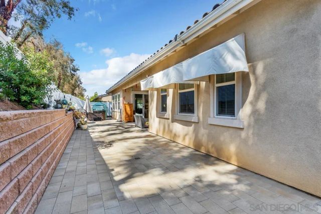1949 Estancia Pl, Escondido, CA 92029