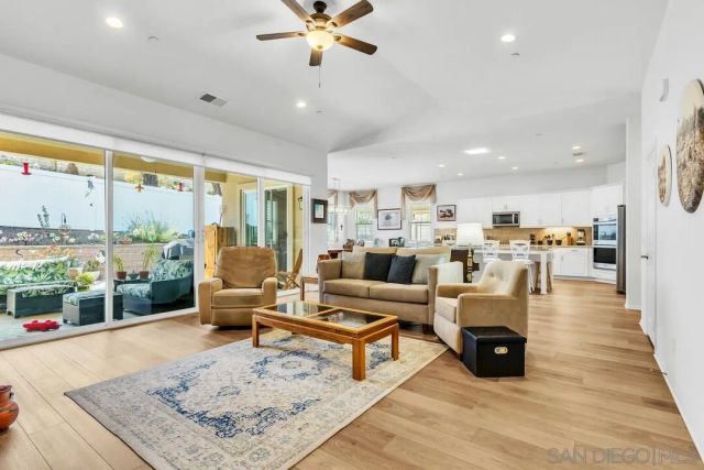 1949 Estancia Pl, Escondido, CA 92029