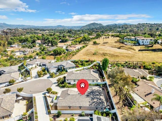 1949 Estancia Pl, Escondido, CA 92029