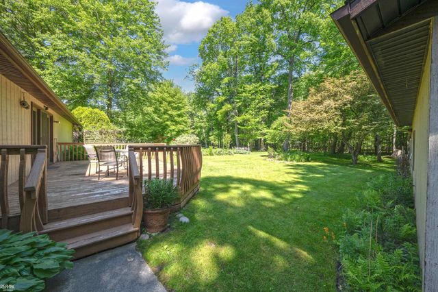 6440 Benoit Road, Clay, MI 48001