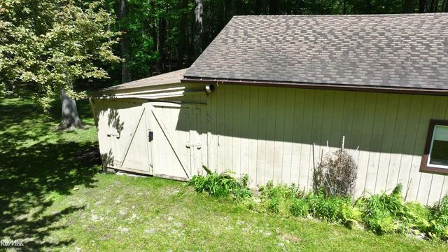 6440 Benoit Road, Clay, MI 48001