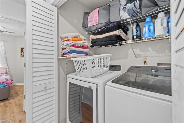 501 E Lake CIR, Chesapeake, VA 23322