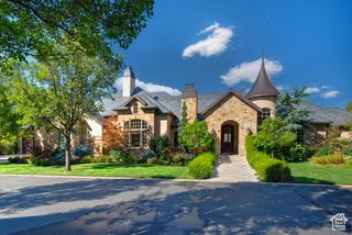 6176 S VERNESS CV, Holladay, UT 84121