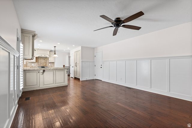 425 E 2600 N, Lehi, UT 84043