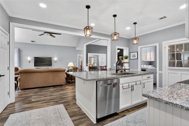 2060 Weatherstone SE Circle, Conyers, GA 30094