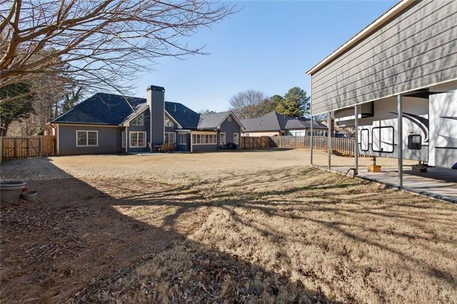 2060 Weatherstone SE Circle, Conyers, GA 30094