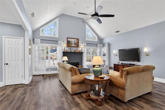 2060 Weatherstone SE Circle, Conyers, GA 30094