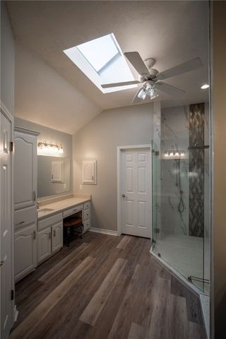 308 Sea Gate Dr, Portland, TX 78374