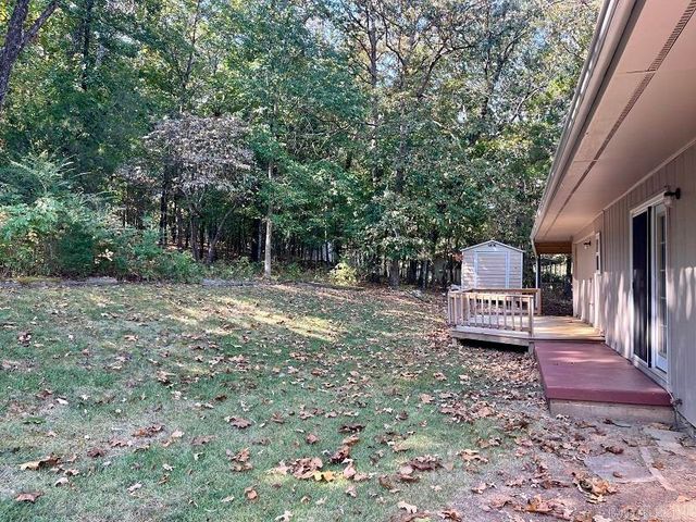 78 Cherokee Road, Cherokee Village, AR 72529