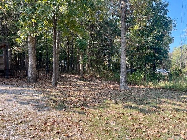 78 Cherokee Road, Cherokee Village, AR 72529