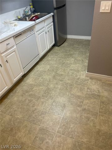 4410 Sandy River Drive 23, Las Vegas, NV 89103