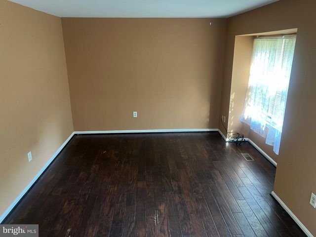 367 LINDEN CT, Herndon, VA 20170