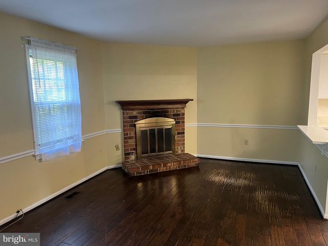 367 LINDEN CT, Herndon, VA 20170
